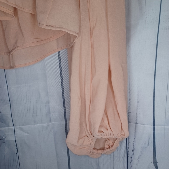 Lush boho v-neck fairycore Cropped top - Picture 2 of 16